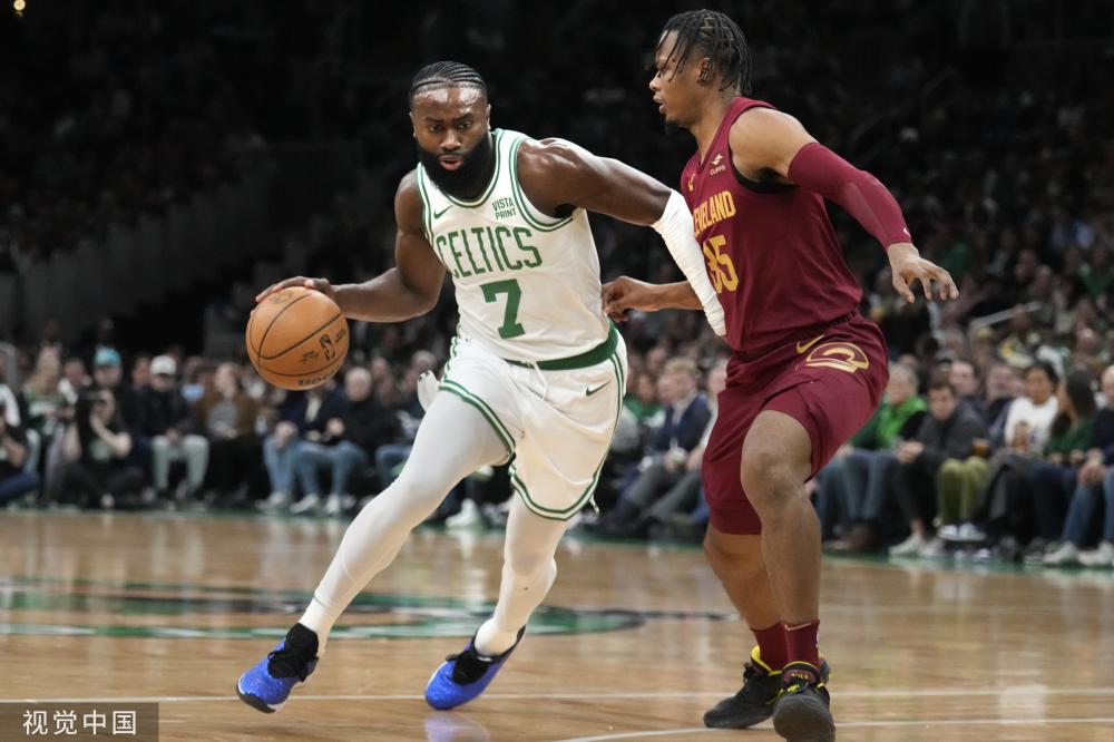 在本月的英 在本月的英