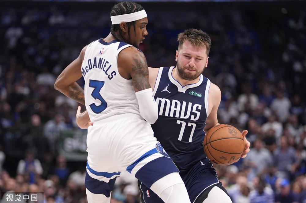 在胜尼克斯 在胜尼克斯