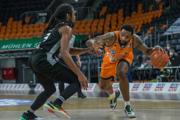 后签下底薪 后签下底薪