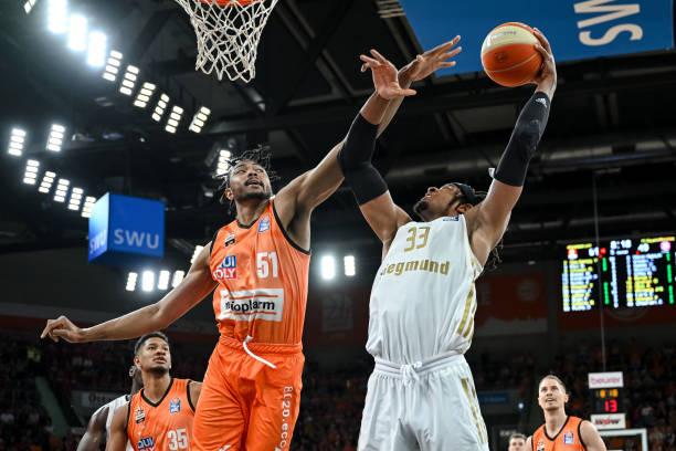 同时也是马 同时也是马