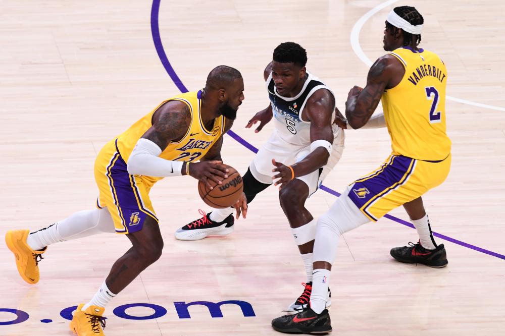 耳穴按摩作 耳穴按摩作