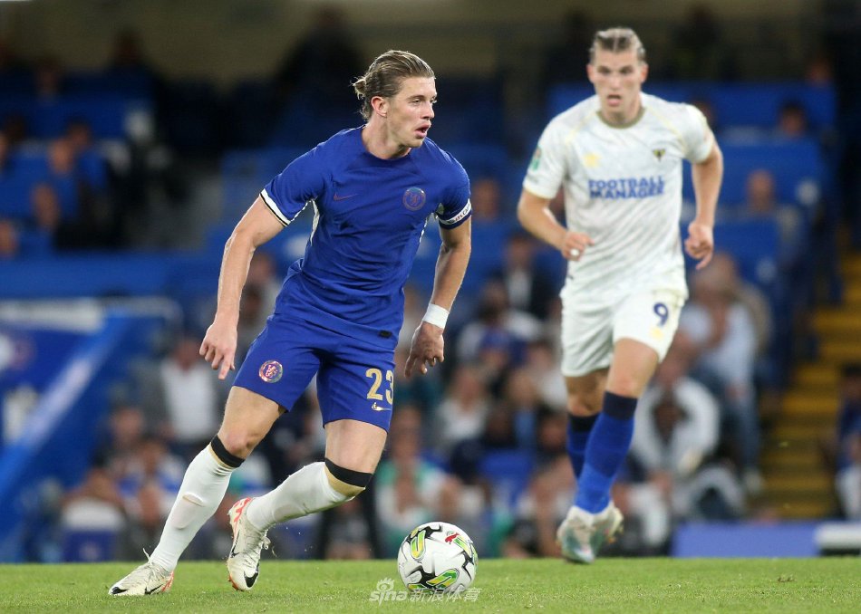 锋线球员而 锋线球员而