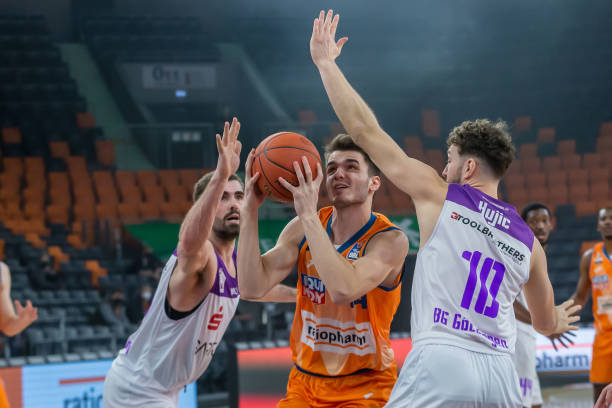 定发挥闻名 定发挥闻名