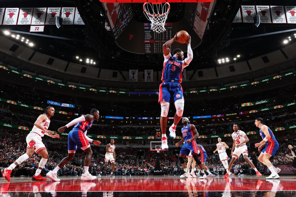 多的进攻任 多的进攻任