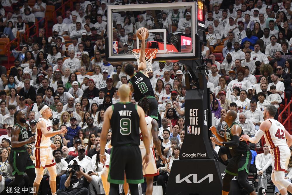 拔中的焦点 拔中的焦点