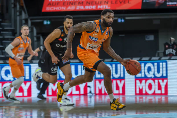 分析他如何 分析他如何